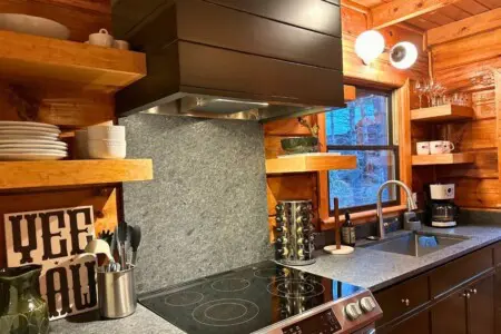 original 1070979027602053587 1835183250.jpg