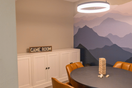 Luxury cabin with game rooms and movie in georgia