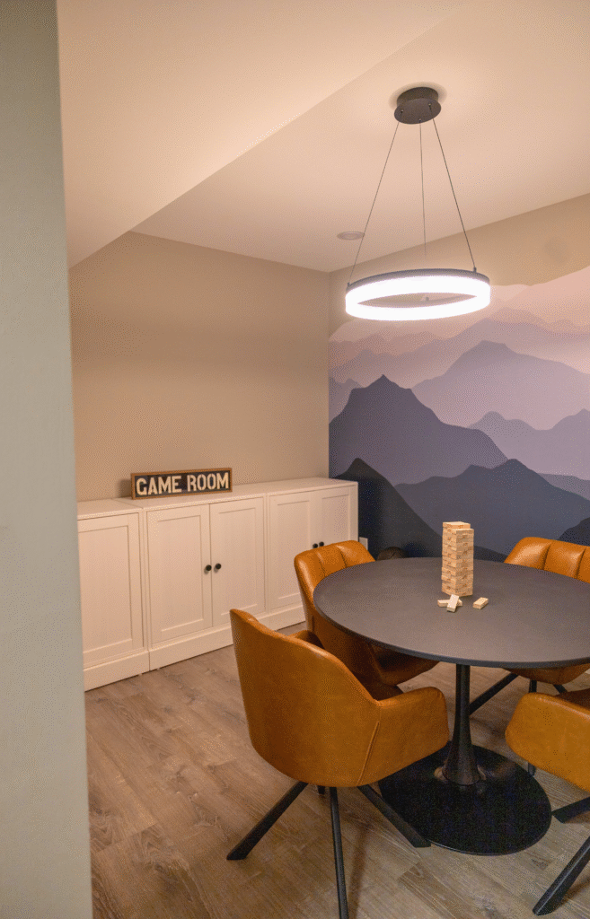 Luxury cabin with game rooms and movie in georgia