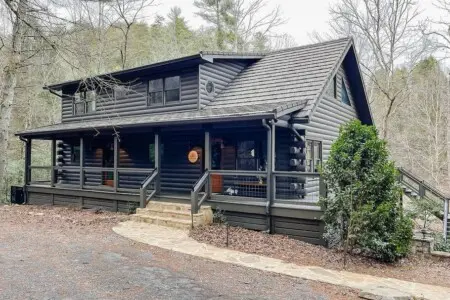 original 719382384328324886 1835536588