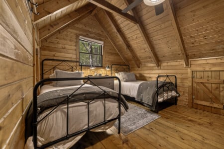 5 251 Rockhouse Rd (45)